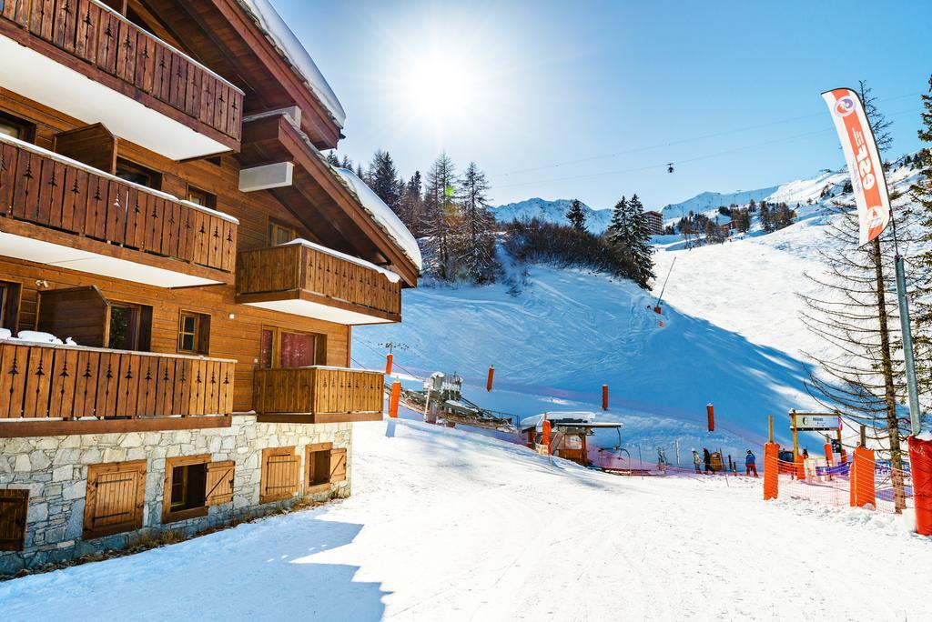 Skissim Premium - Résidence Les Chalets d'Edelweiss 4* by Travelski La Plagne Esterno foto