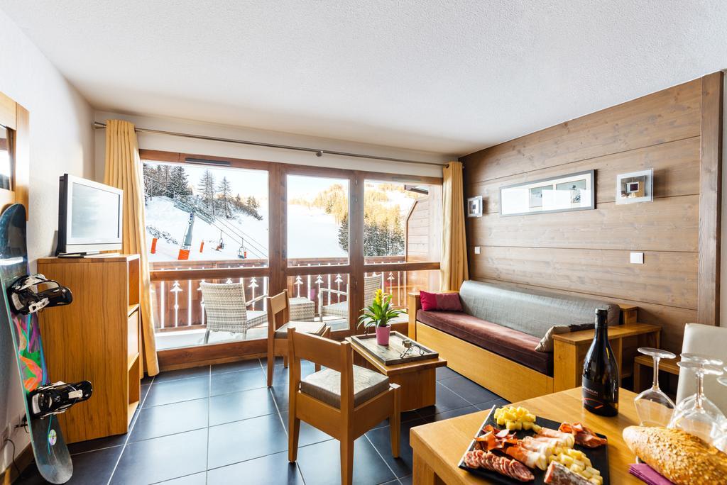 Skissim Premium - Résidence Les Chalets d'Edelweiss 4* by Travelski La Plagne Esterno foto