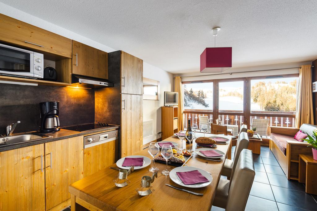 Skissim Premium - Résidence Les Chalets d'Edelweiss 4* by Travelski La Plagne Esterno foto